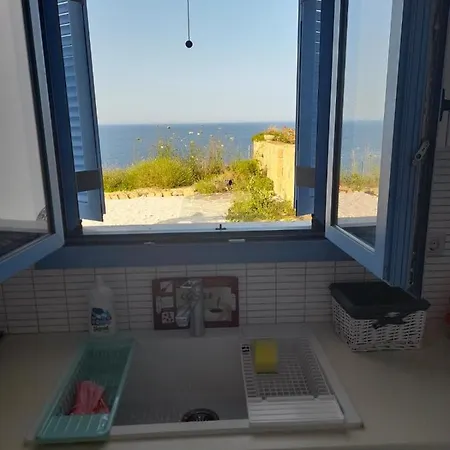 Mpasales House بيت للعطل سكيروس