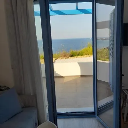 Mpasales House * Skyros